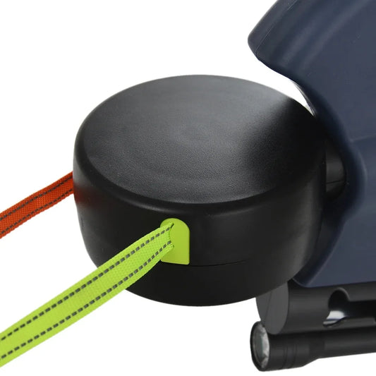 Two Dogs. One 360° Leash